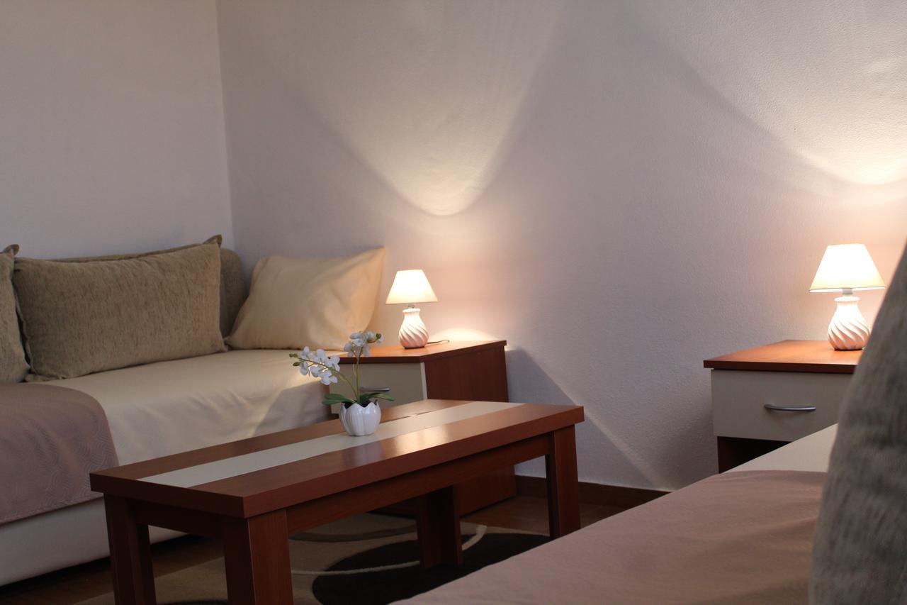 Apartments Fat E Jet - Pool & Breakfast Ulcinj Exterior foto